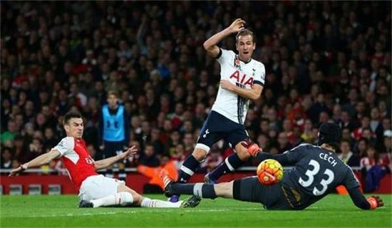 展的基石 展的基石